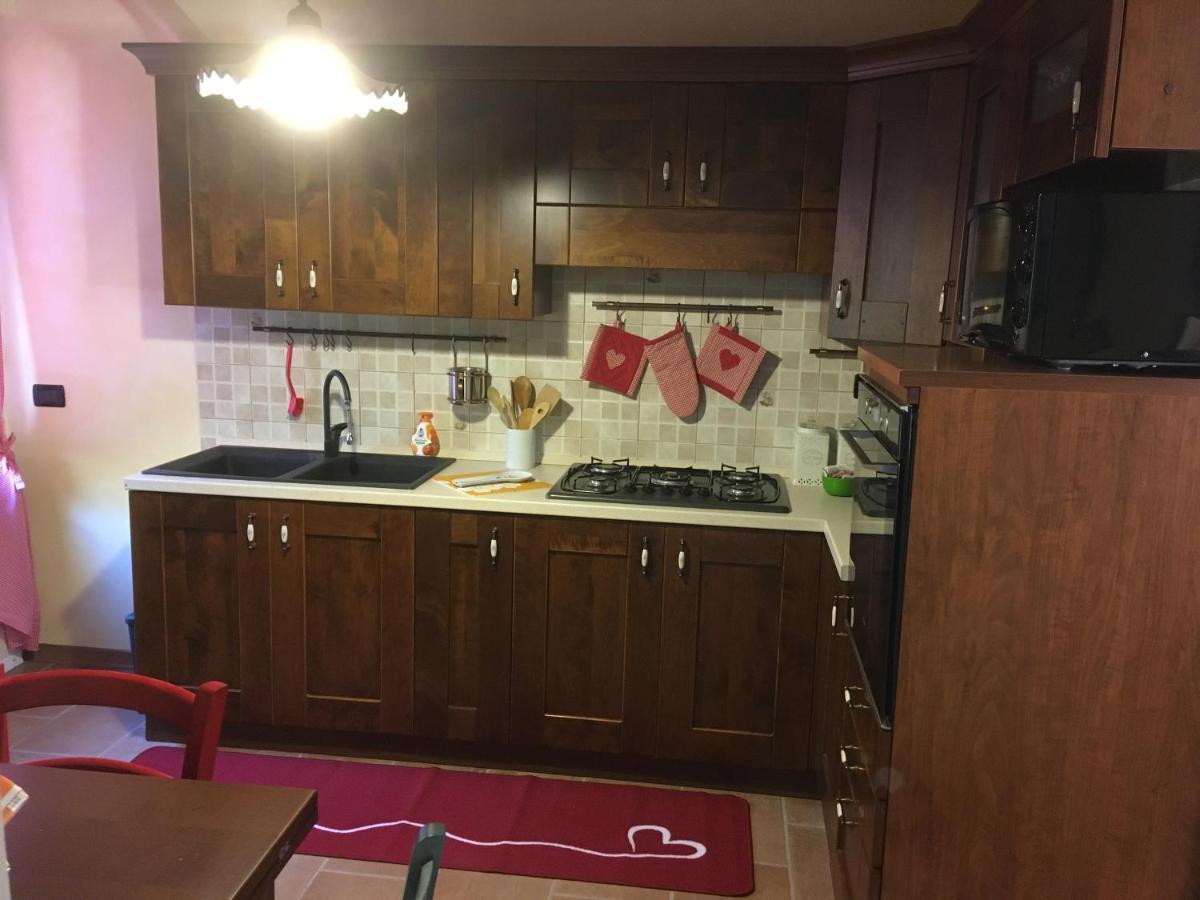 Holiday home Casa A Schiera Fronte Lago Con Giardino