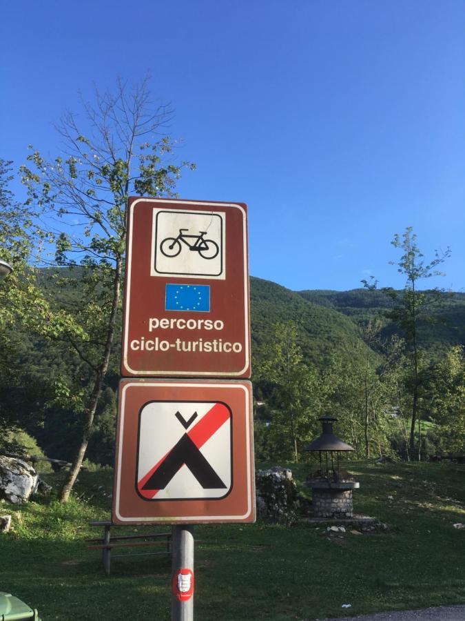Ferienhaus Casa A Schiera Fronte Con Giardino Barcis