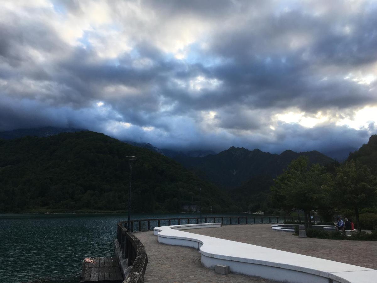 Casa A Schiera Fronte Con Giardino Сasa de vacaciones Barcis